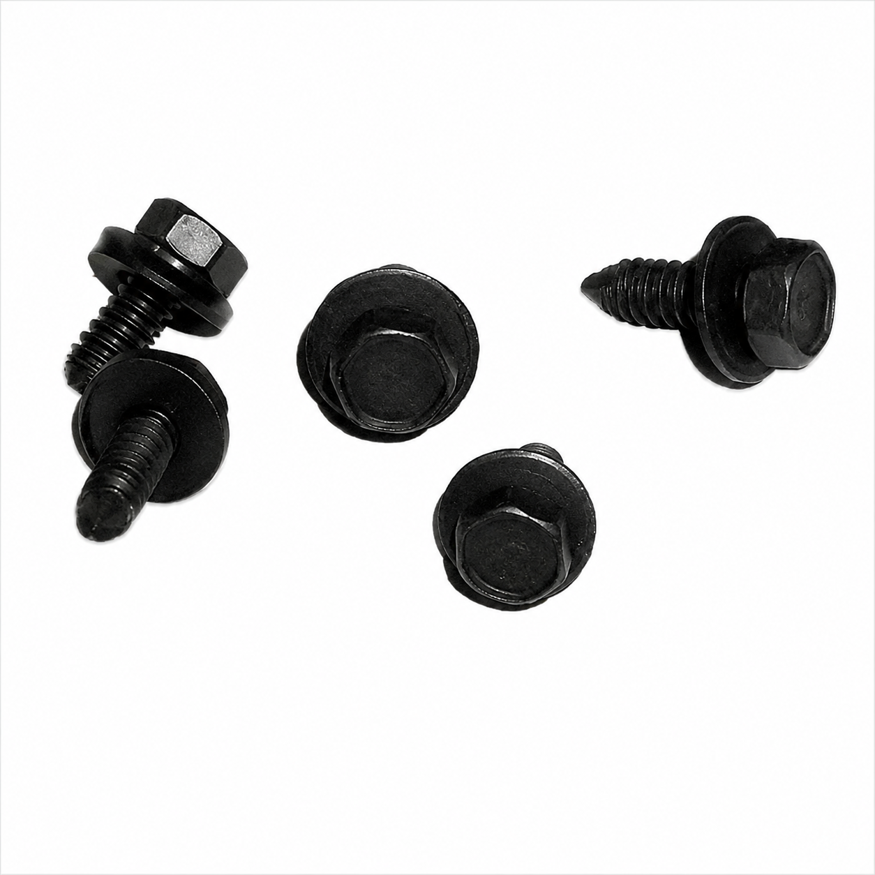 Bolt Kit Hood Support M77-82