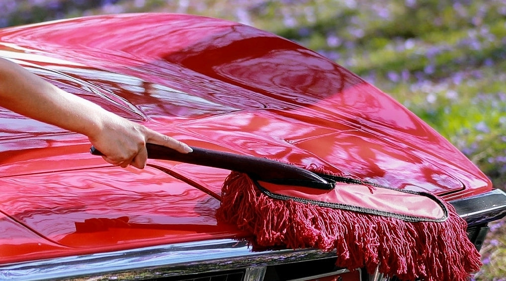 New Inrich Corvette Car Duster Soft Cotton & Bees Wax With Storage Pouch And Wood Handle