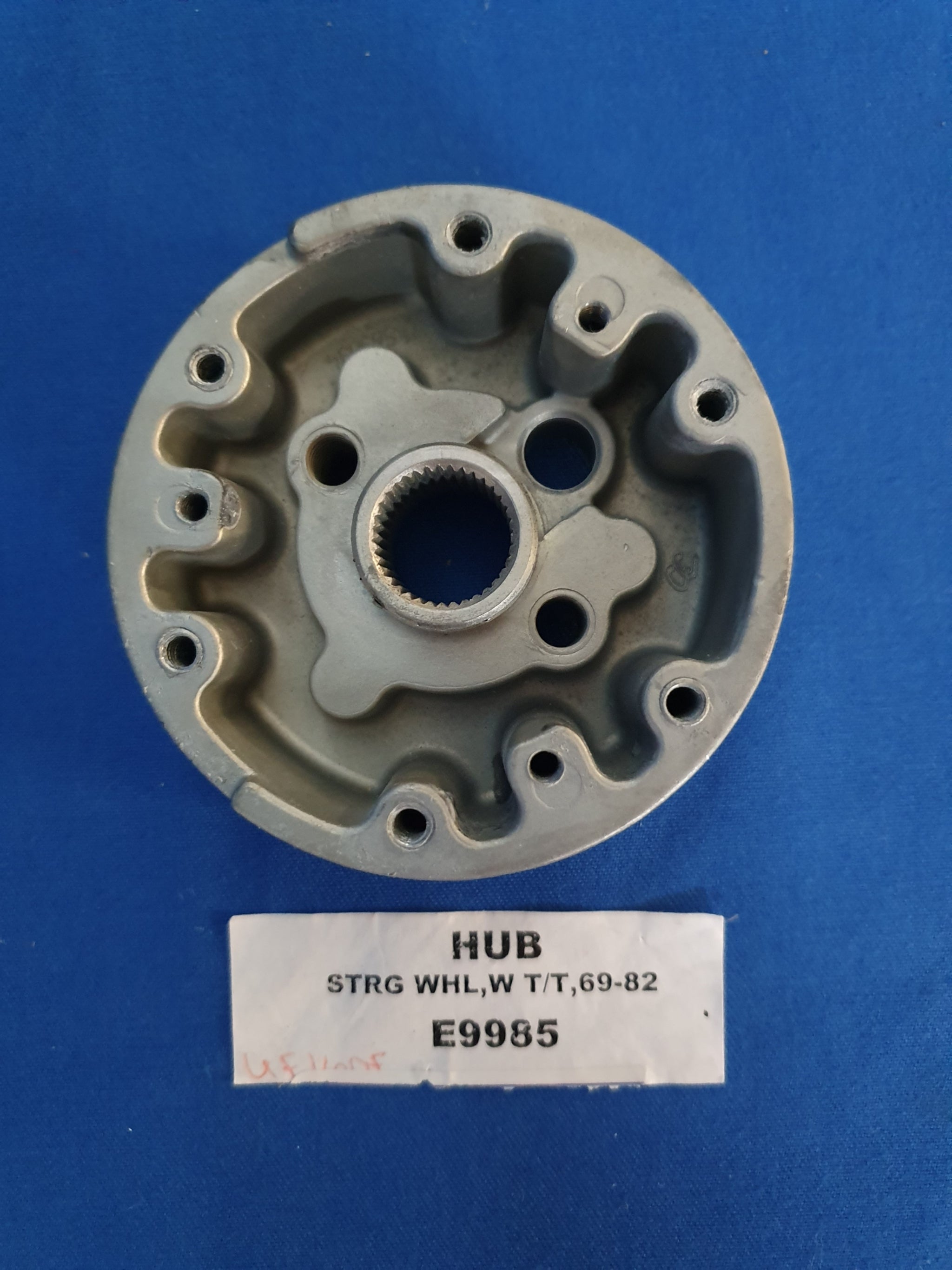 Hub Steering Wheel W Tilt And Telescopic-69-82