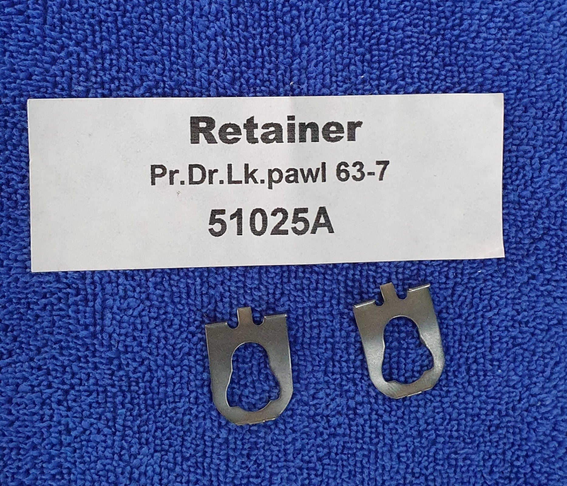 Retainer Door Lock Pawl Oval Hole Pair-56-82