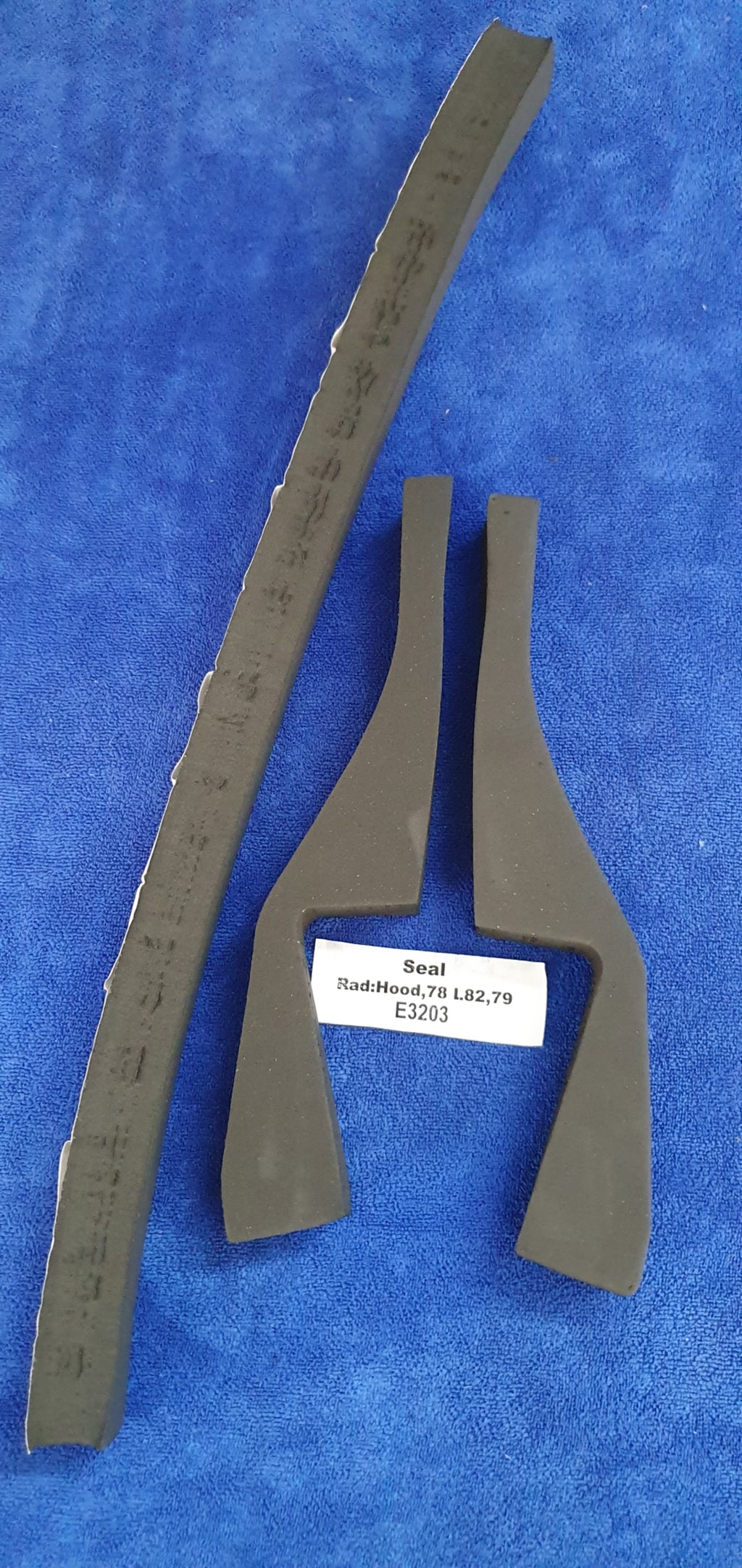 Seal Kit Radiator To Hood-3 Pieces 78-79