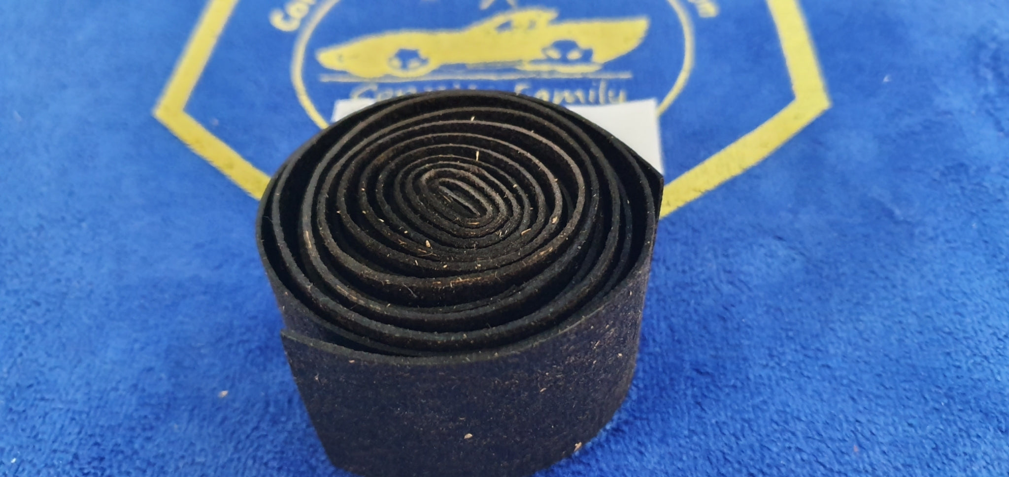 Pad Gas Tank Strap Pair-68-77