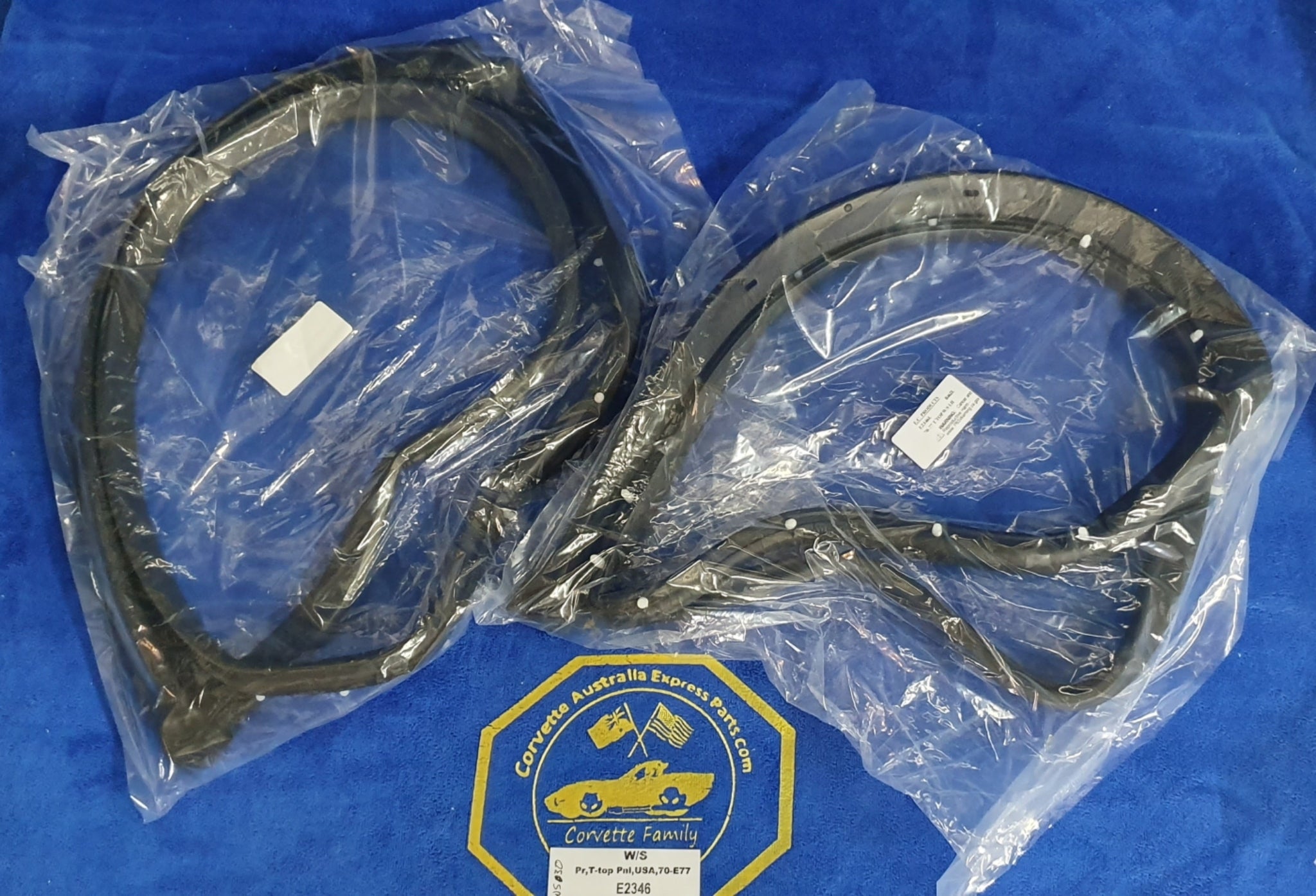 Weatherstrip T Top Panel With Fasteners Usa Pair-70-E77