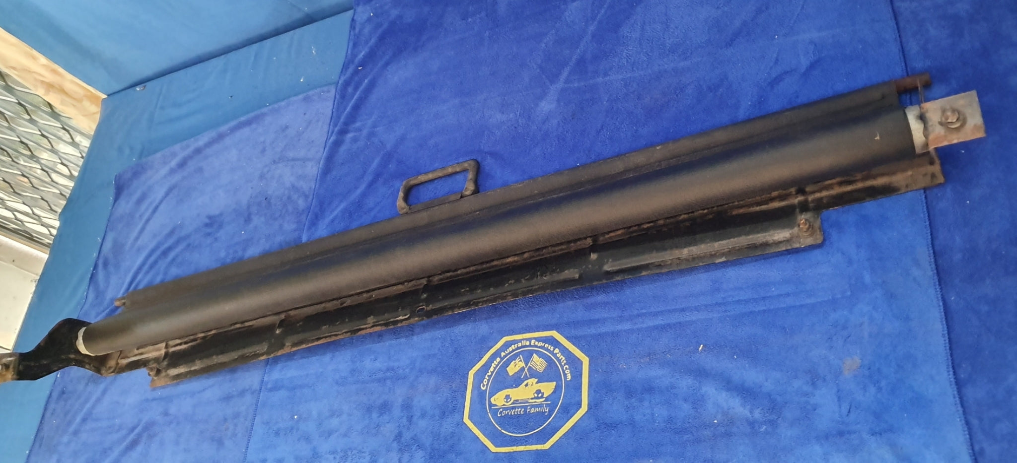 Cargo Shade Cover Good Used 79-81 Cscu