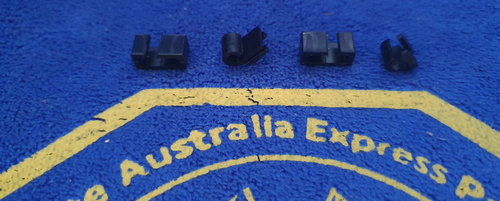 Clip Kit Windshield Washer Nozzle Tube Right-69-73