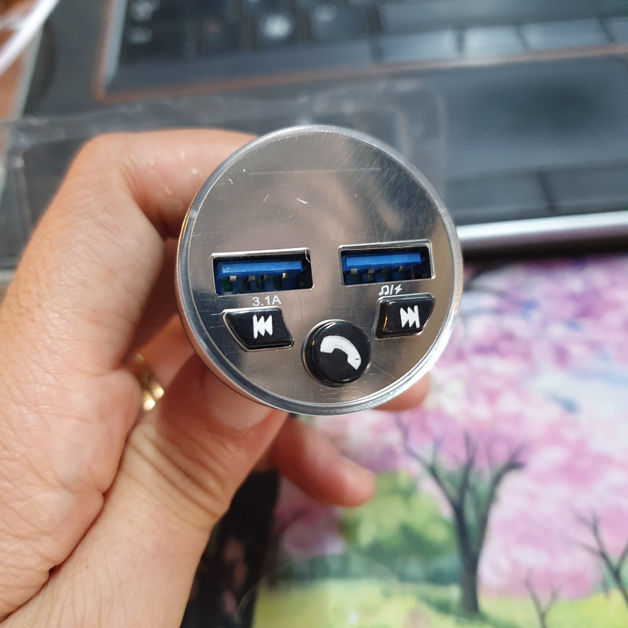 Hands Free Wireless Bluetooth Car Kit Fm Transmitter Mp3 Music Player Usb Ports