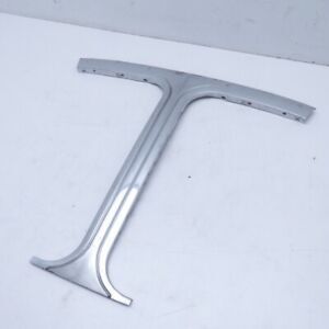Molding Center T Top Used 68-82